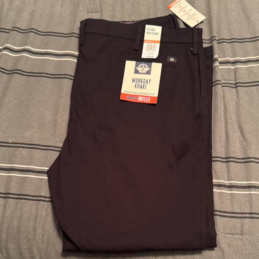 Dockers Men's Workday Khaki Pants - Black